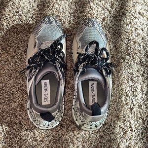 snake skin steve madden shoes